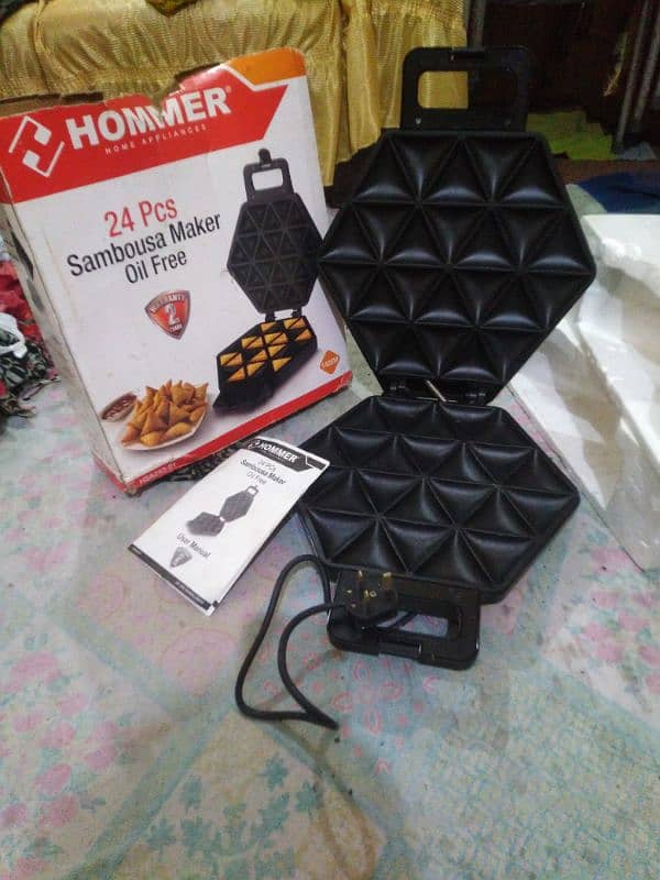 samosa maker imprted like new only few times used 1