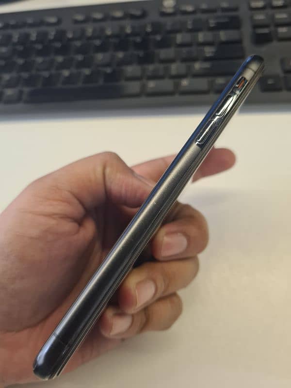iphone xs FU non pta  only dot in led 03137165434 WhatsApp 7