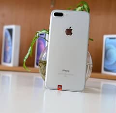 iphone 7 puls 128 gp my Whatsapp number 03411594804