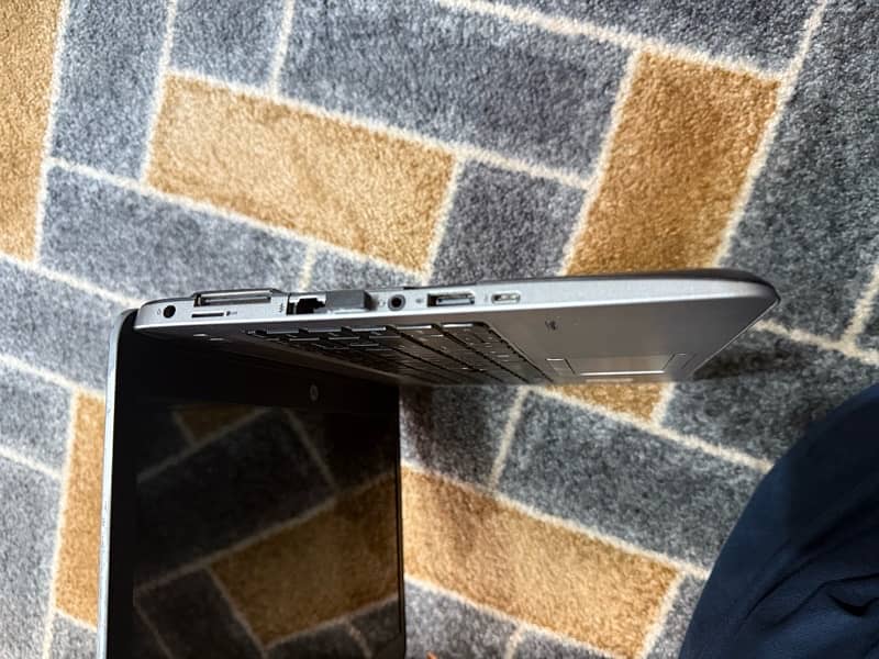 HP 745 GA A8 9600 5