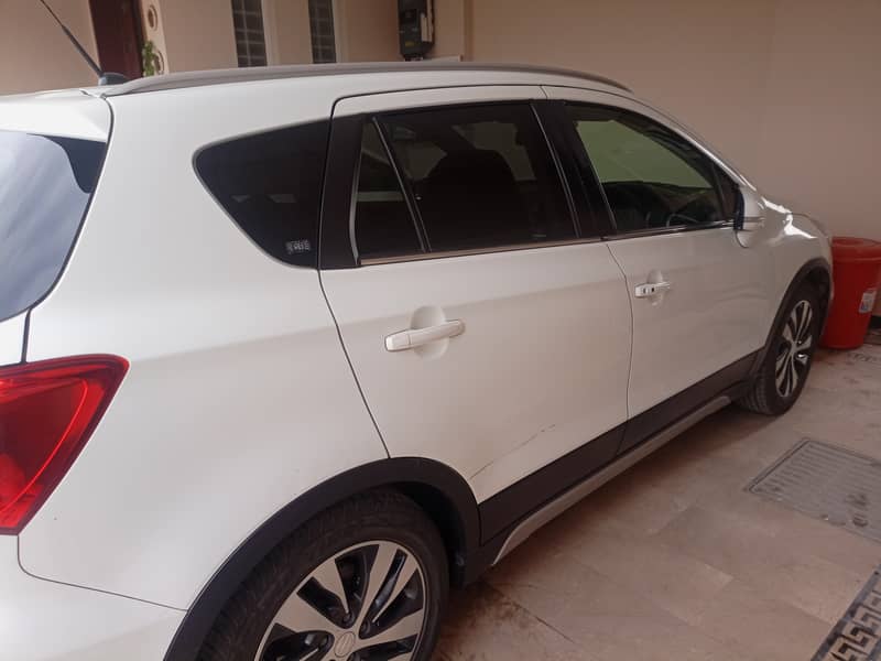 Suzuki S-Cross Automatic cruise 1000cc 5