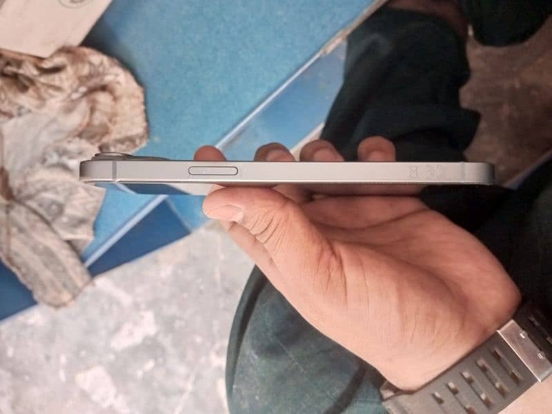 I phone 14puls  bypass 1
