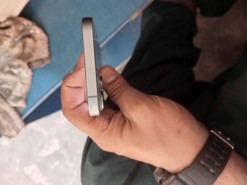 I phone 14puls  bypass 4