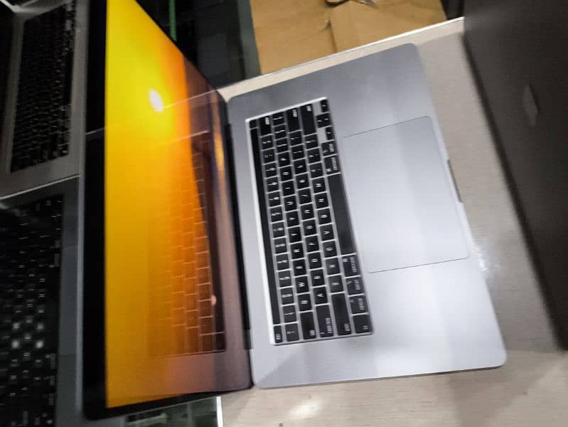 Apple MacBook Pro air qty available 0
