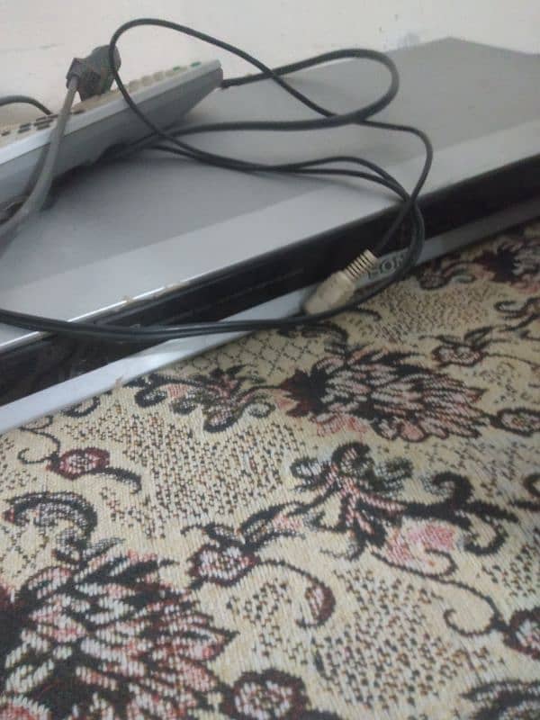 DVD player 0