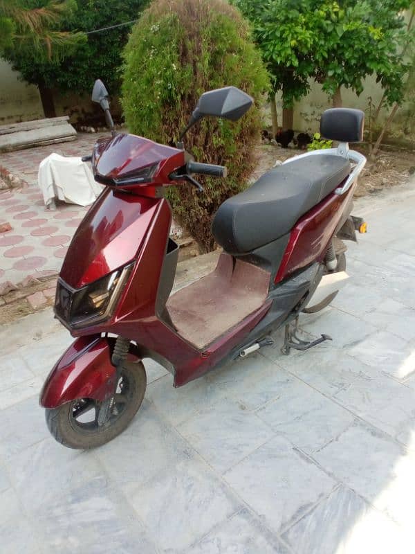 Yadea t5 0