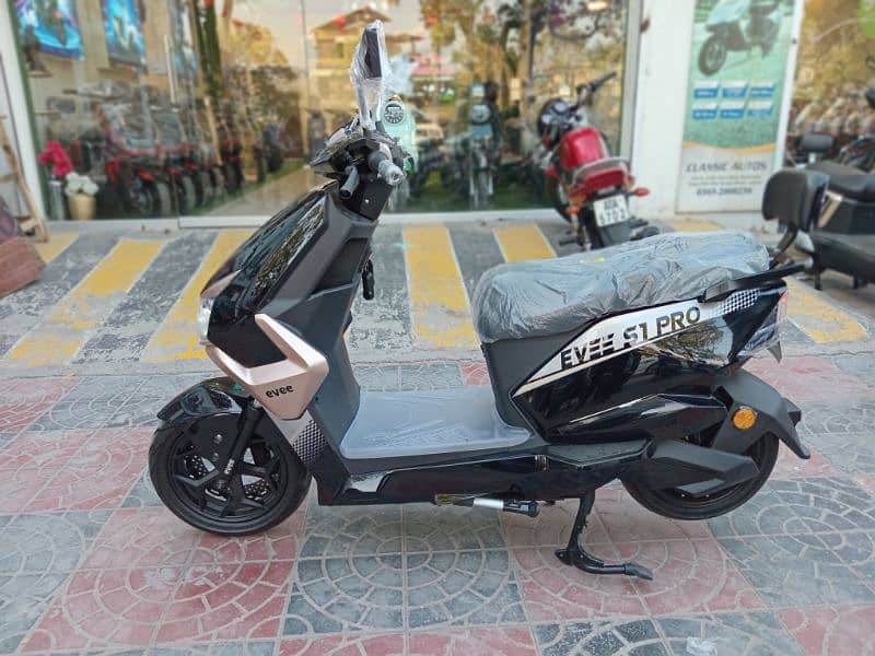 Evee S1 Pro Electric Scooty / Bike New 2025 Model on Easy Installment 6