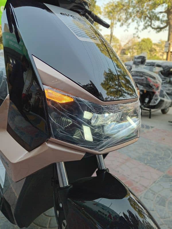 Evee S1 Pro Electric Scooty / Bike New 2025 Model on Easy Installment 14
