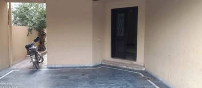 House For Rent In Beautiful DHA Phase 4 - Block GG