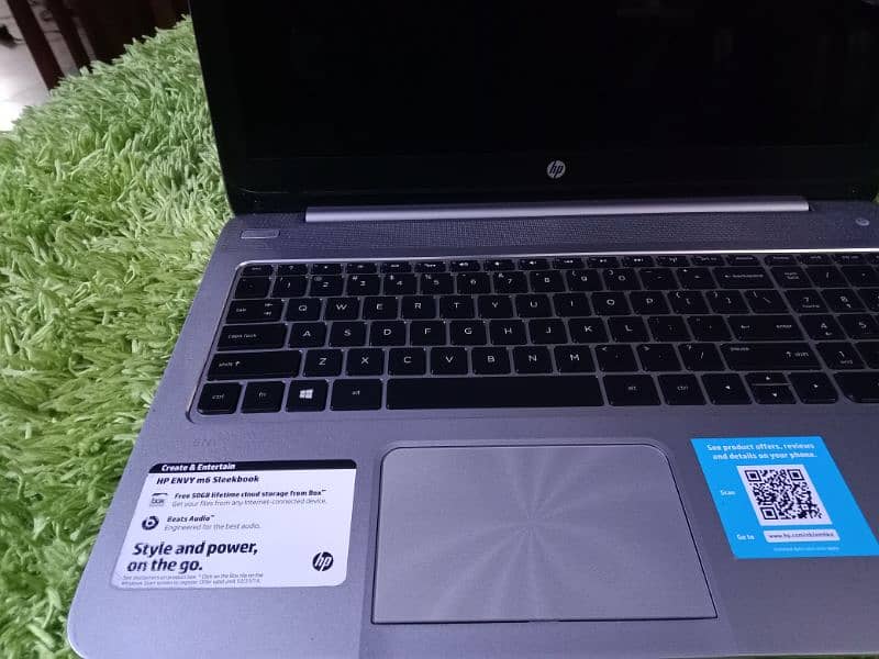 HP Envy m6 sleekbook AMD A10 full hd Quad core 8MB chashe 6