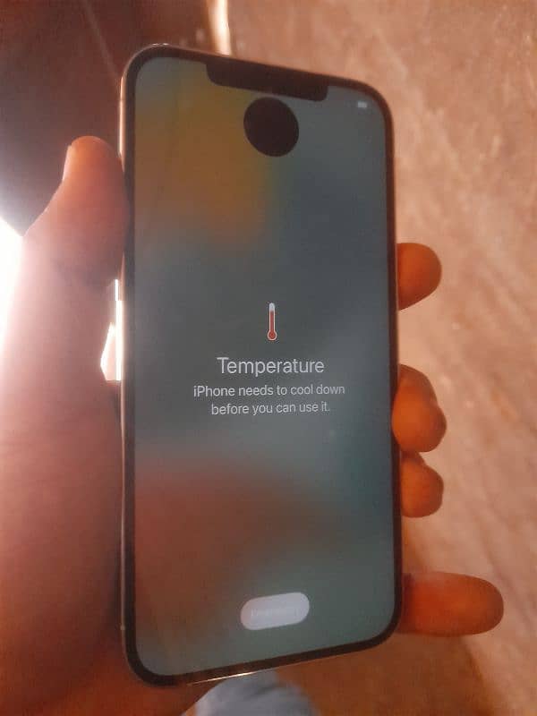 iphone 12 Pro Max Temperature Warning 5
