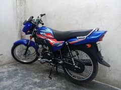 Honda pridor 100cc (2025)