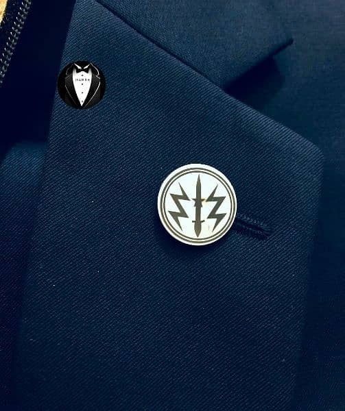 Coat pins 14