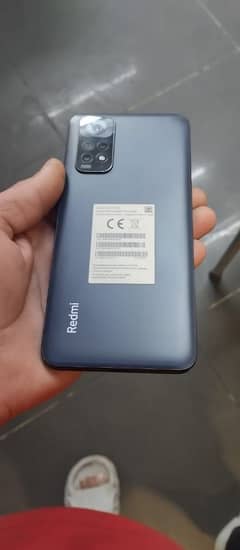 selling my good condition redmi note 11