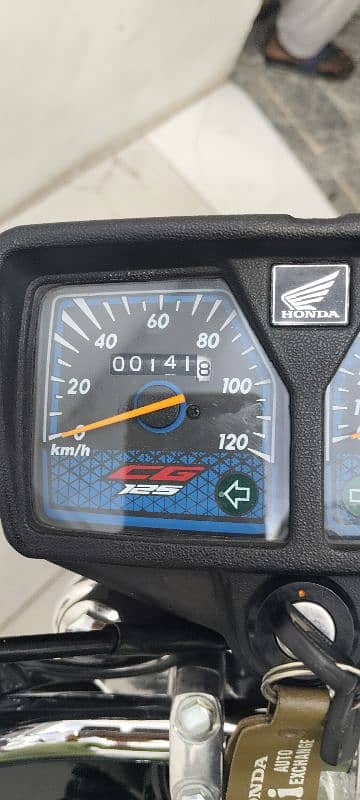 HONDA CG 125 2024 10/10 CONDITION 91 END SERIAL GOLDEN HYDERABAD NO. 7