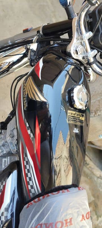 HONDA CG 125 2024 10/10 CONDITION 91 END SERIAL GOLDEN HYDERABAD NO. 14