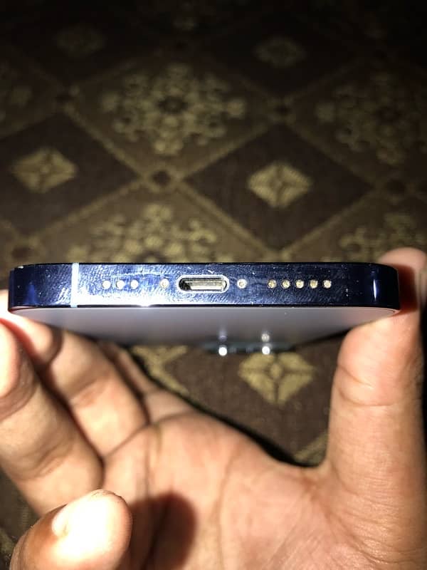 iPhone 13 Pro ( factory unlock ) 3