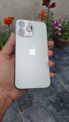 Iphone 15 pro max White Titanium 256 gb Factory Unlock LLA