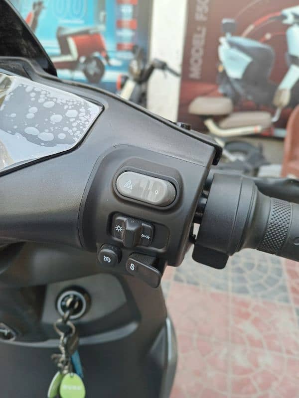 Evee S1 Electric Scooty/Bike New 2025 Model on Easy Installment 13
