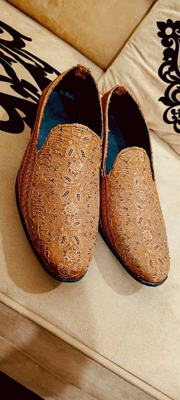 Sherwani + Kulla + 44 Sized Shoes 1