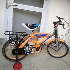 kids cycle wants to sell for 4-8 years