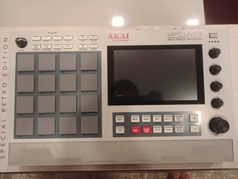 MPC Live 2 5