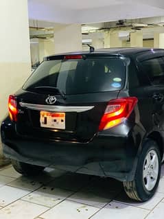 Toyota Vitz 2015