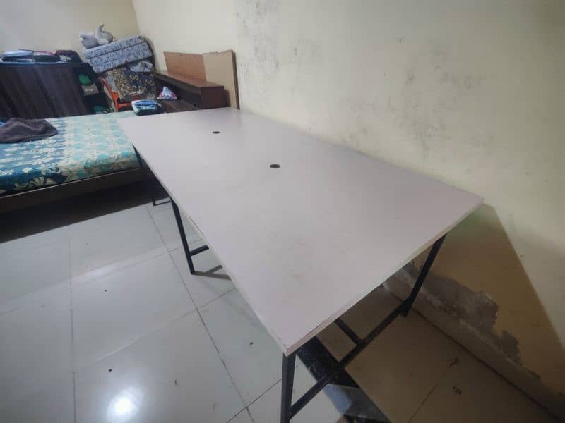 office table large size white colour 3
