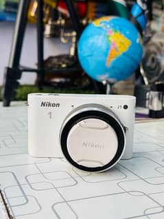 Nikon j1 mirrorless camera