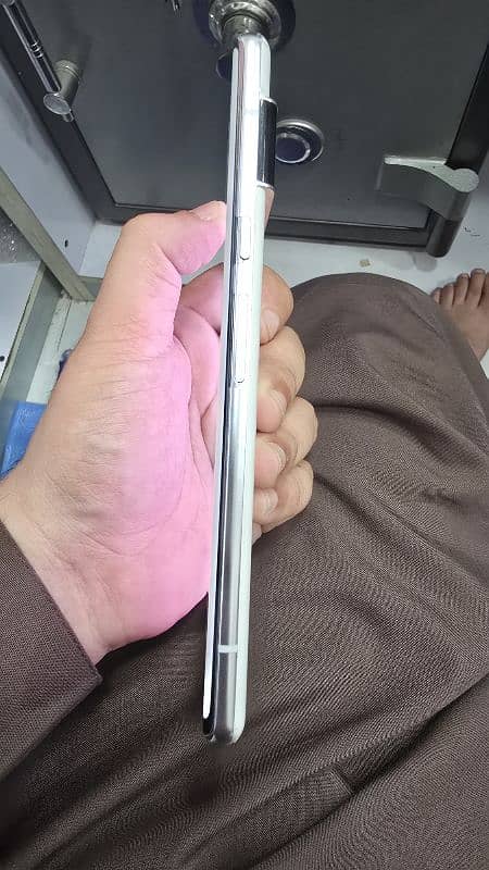 Google pixel 6 Pro Pta approved 10/10 condition 5