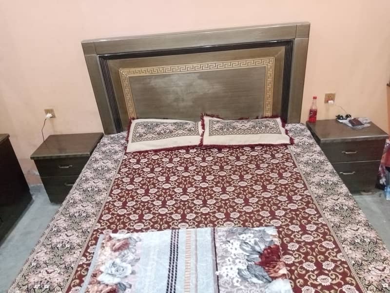 king Size Bed // Bed With Side And Dressing Table // Bed With Mattress 2