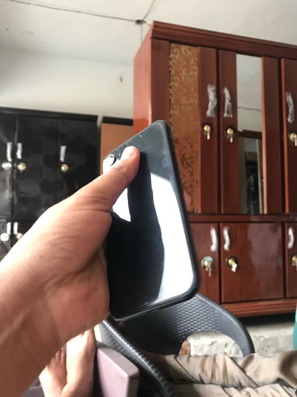 iPhone XR 64gb water pack 10by9 condition battery health 82 2