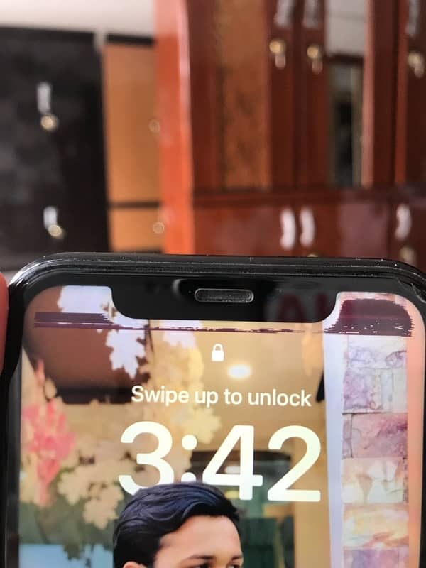 iPhone XR 64gb water pack 10by9 condition battery health 82 5