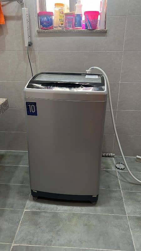 full automatic washing machine in excellent condition 0