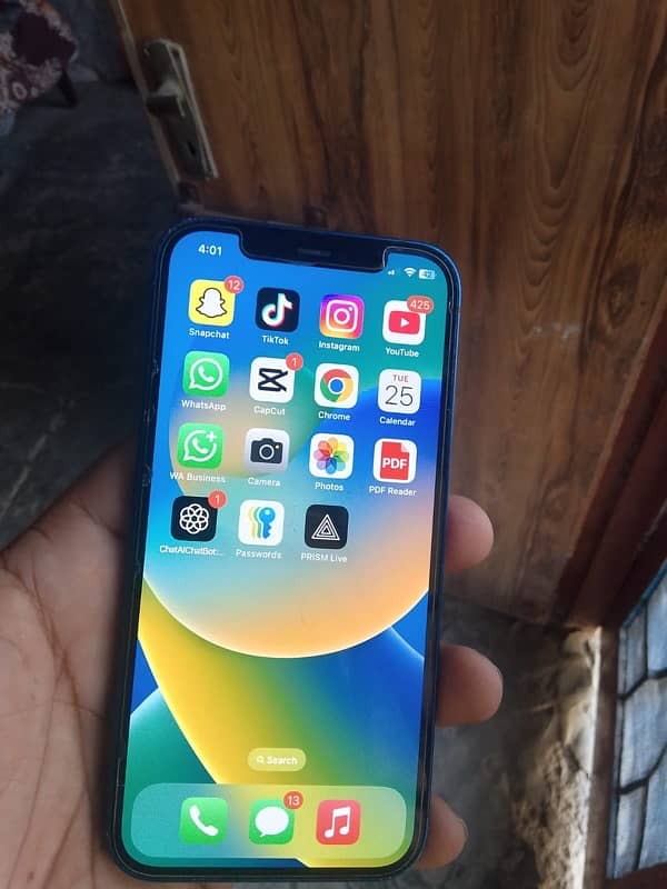 i Phone 12 64 GB 3