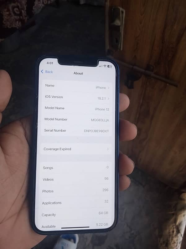 i Phone 12 64 GB 4