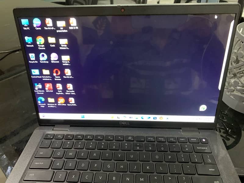 Dell Core (i5) 11th Generation 16gb ram and 256gb Nvm Touch Secreen 0