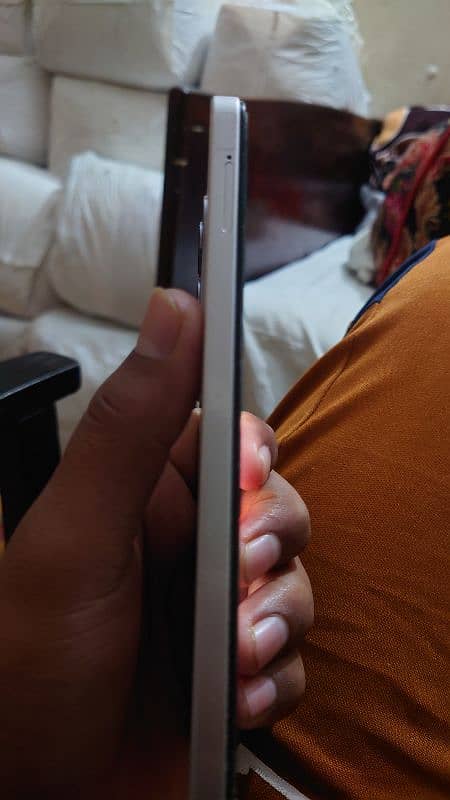 vivo y19s brand new condition 2