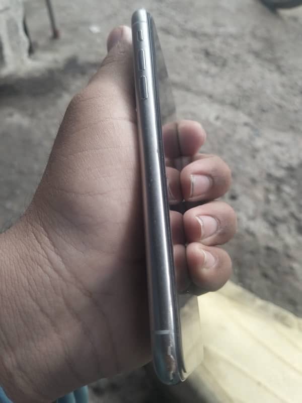 IPhone X 256 non Pta 4