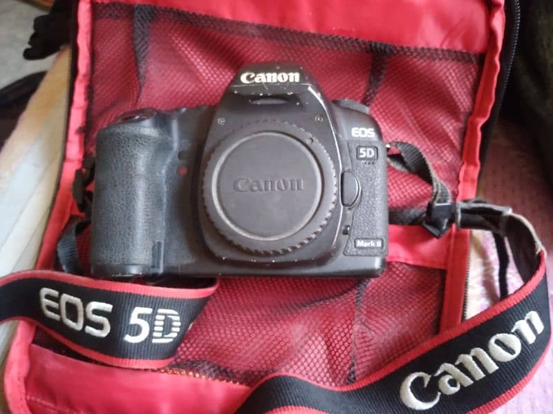 Canon 5D Mark 2 Professional DSLR 1