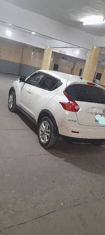 Nissan Juke 2010 model 2015 self import and 2016 registered 3
