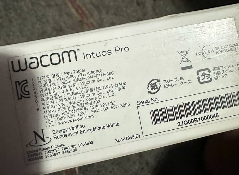 Wacom Intuos Pro drawing graphic tablet PTH-860 wireless 4