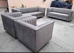 7 seater brand new sofa set available with cushions