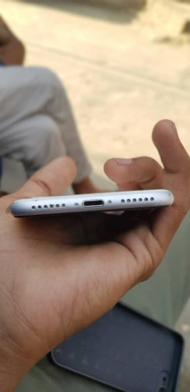 iPhone se2020 water pack bettry health 75% Non pta jv 0