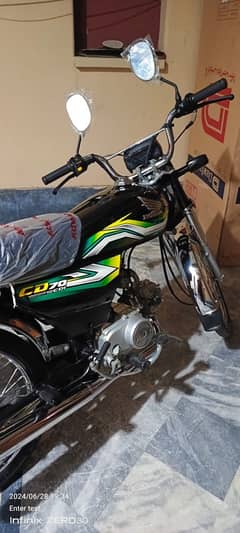 Honda CD 70 2023