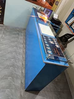 Shop Counter