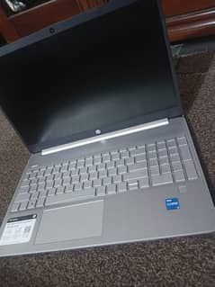 Hp 15.6 laptop core i3 12th gen 8GB ram 256GB Nvme