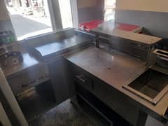 New Berger Shawarma, Fryer Counter