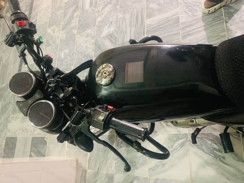 Suzuki Gs 150 2016 model isb num good condition exchnge with ybr 8
