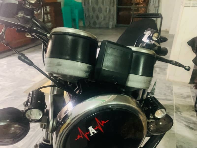 Suzuki Gs 150 2016 model isb num good condition exchnge with ybr 11